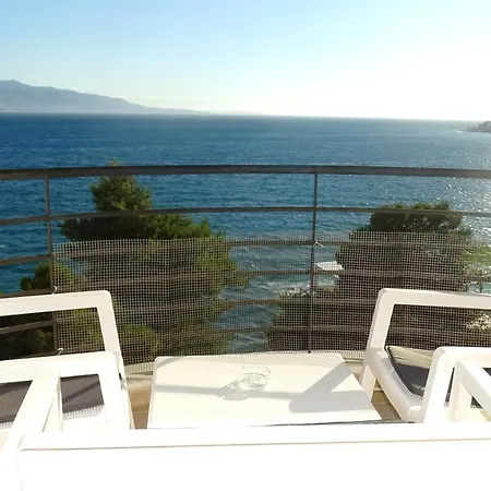 Vista Mare アパートホテル