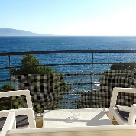 アパートホテル Vista Mare Sarandë